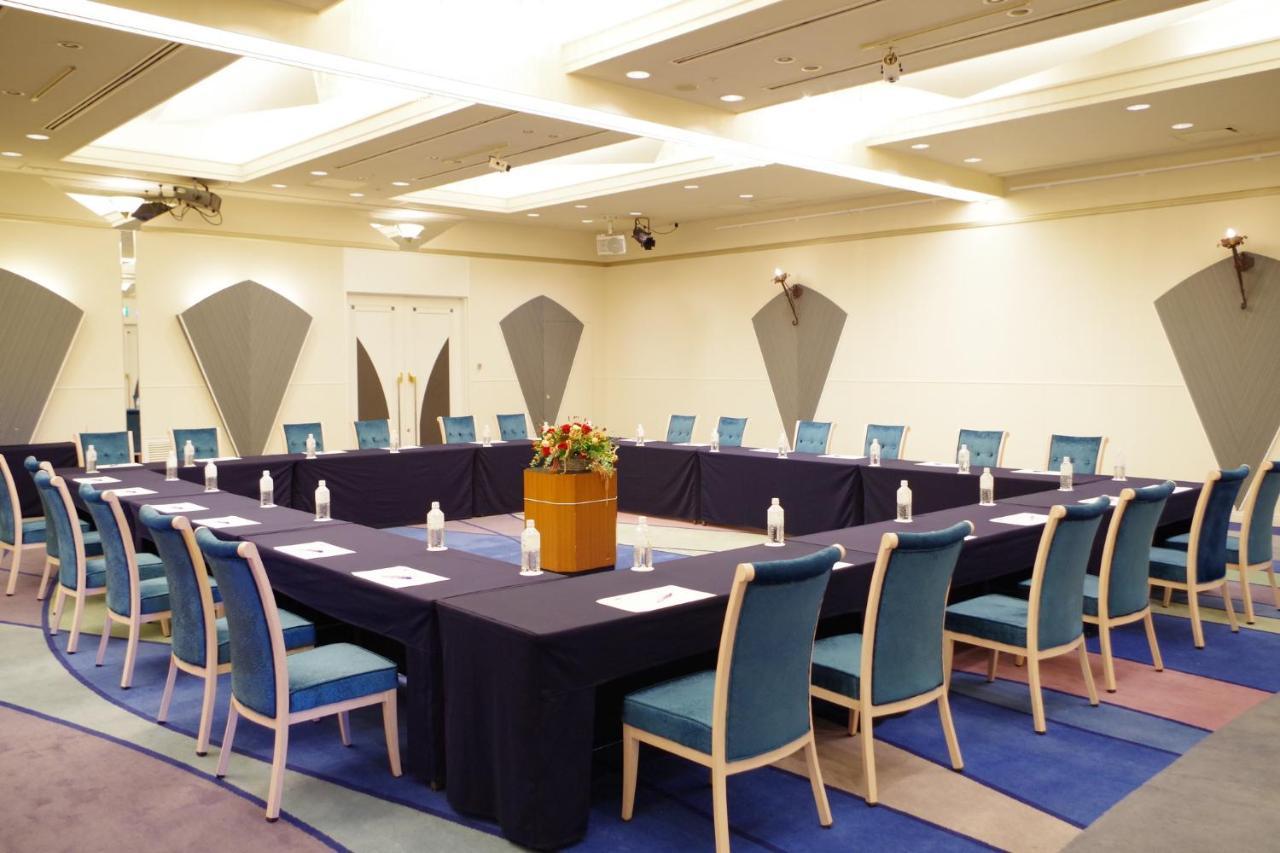 Ana Holiday Inn Resort Miyazaki By Ihg Экстерьер фото